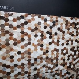 BEE MARRON