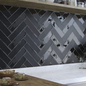 Colonial black brillo 7,5×30. Colonial black mate 7,5×30.